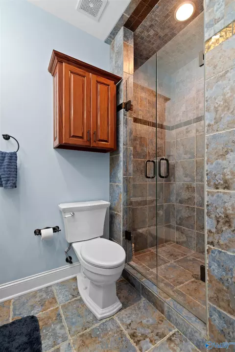 Bath - 3280 County Road 217, Trinity, AL 35673 photo 5 of 5
