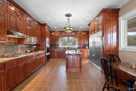 Kitchen - 3280 County Road 217, Trinity, AL 35673 photo 1 of 6