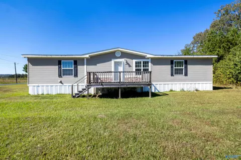 254 Sasser Dr, Hamilton, AL 35570