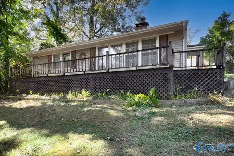 805 Alabama Ave, Sheffield, AL 35660