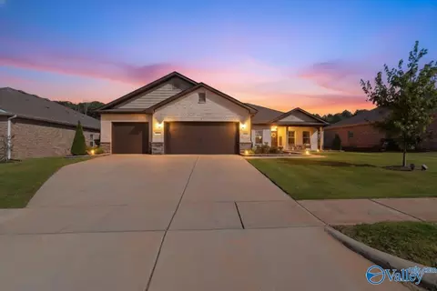 103 Duskwood Dr, Harvest, AL 35749