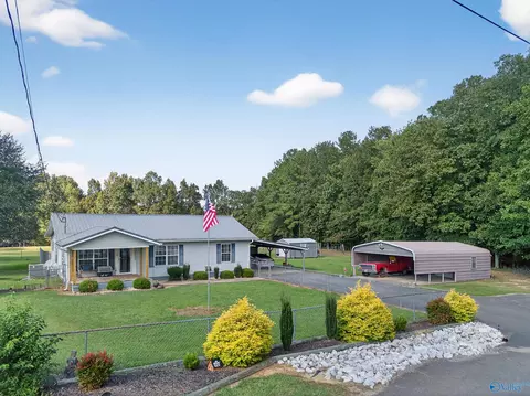 9190 Goodwin Ln, Gadsden, AL 35903