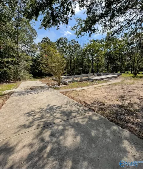 633 County Road 51, Dutton, AL 35744 photo 4