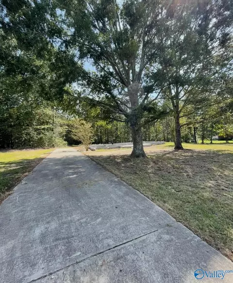 633 County Road 51, Dutton, AL 35744 photo 1