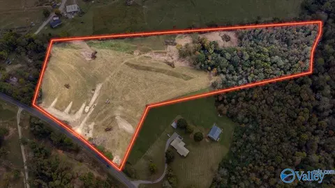 16 51 County Road 27, Sylvania, AL 35988