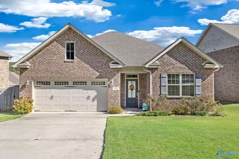 78 Churchill Ter, Decatur, AL 35603