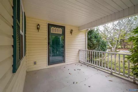 Exterior - 7159 Willow Rd, Ider, AL 35981 photo 3 of 11