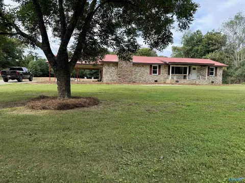 470 Randles Rd, Grant, AL 35747 photo 1