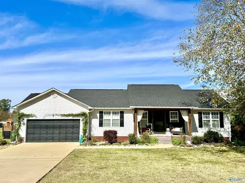 191 Richard Ave, Scottsboro, AL 35769