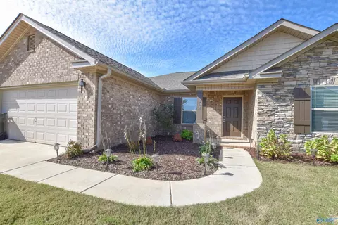 304 Fenrose Dr, Harvest, AL 35749
