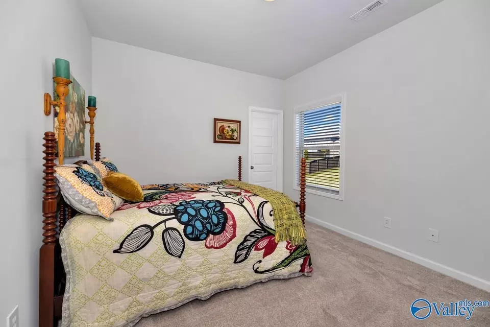 Bedroom - 243 Iron Cir, Meridianville, AL 35759 photo 4 of 7