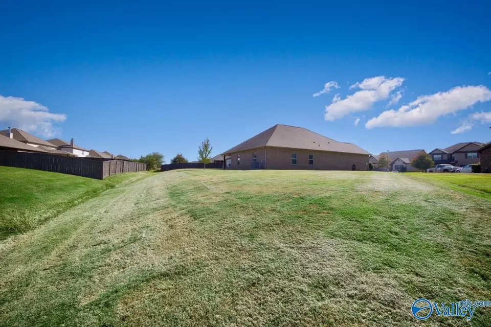 Exterior - 243 Iron Cir, Meridianville, AL 35759 photo 8 of 8