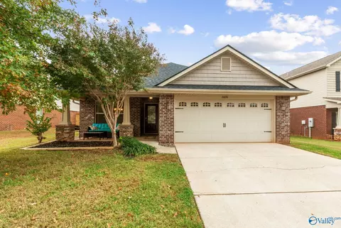 24696 Rolling Vista Dr, Athens, AL 35613