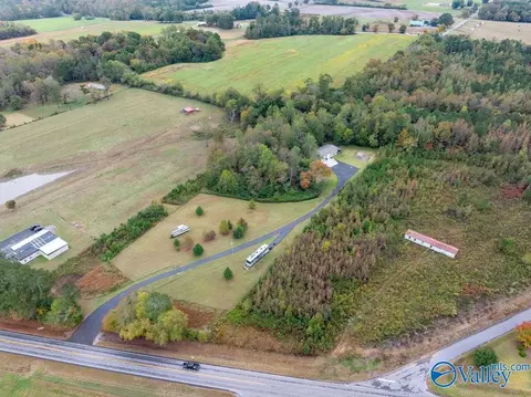 7596 Alabama Highway 71, Dutton, AL 35744 photo 4