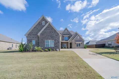 109 Ginamey Cir, Meridianville, AL 35759