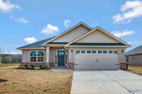 111 Ridgeland Trl, Huntsville, AL 35810