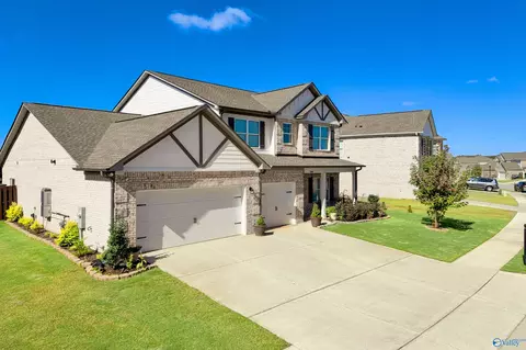 7588 Addison Dr, Huntsville, AL 35806