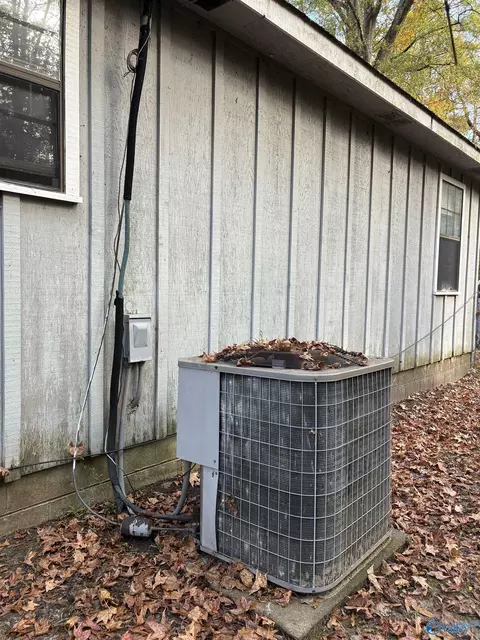 Exterior - 1383 Lasseter Rd, Southside, AL 35907 photo 7 of 7