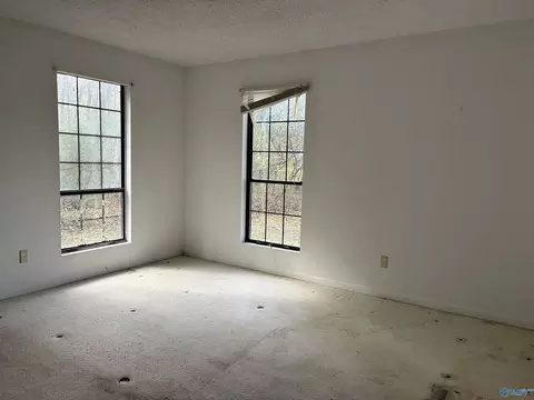 Bedroom - 1383 Lasseter Rd, Southside, AL 35907 photo 1 of 2