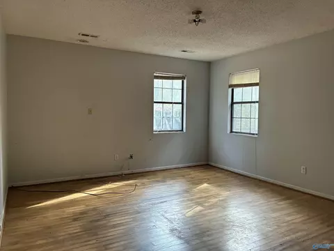 Living - 1383 Lasseter Rd, Southside, AL 35907 photo 5 of 5