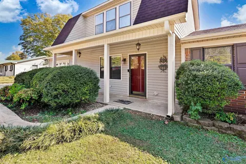 70 Old Hillsboro Rd, Moulton, AL 35650