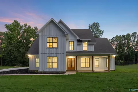 2737 B Jeff Rd, Harvest, AL 35749