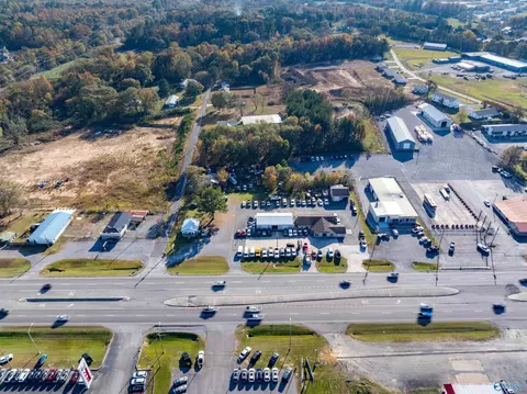10978 Us Highway 431, Albertville, AL 35951
