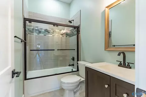 Bath - 97 Noahs Rd, Jasper, AL 35503 photo 6 of 7