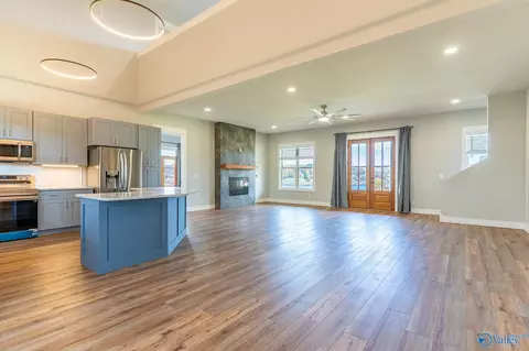Living - 97 Noahs Rd, Jasper, AL 35503 photo 1 of 6