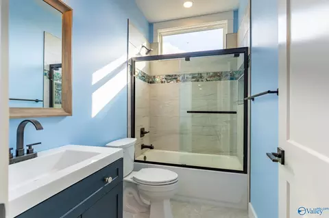 Bath - 97 Noahs Rd, Jasper, AL 35503 photo 7 of 7