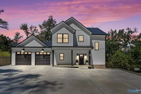 286 Mitchell Hollow Rd, Grant, AL 35747