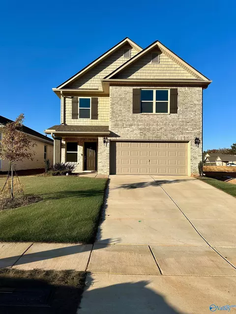 28087 Caperton Dr, Harvest, AL 35749