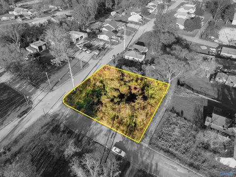 0 32 Acres Park St, Florence, AL 35630