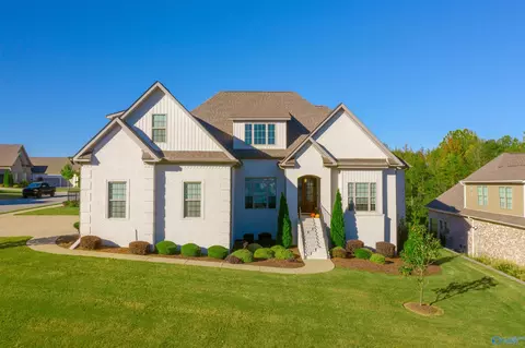 22832 Cog Hill Dr, Athens, AL 35613