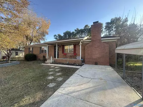 17256 Ferry Rd, Athens, AL 35611