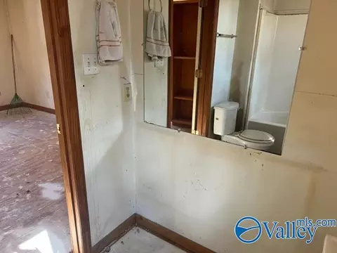 Bath - 3107 County Road 217, Trinity, AL 35673 photo 1 of 1