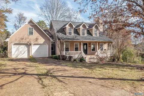 108 Kenneth St, Gadsden, AL 35904
