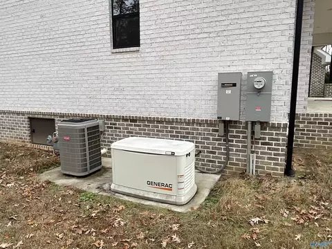 Exterior - 162 Widgren Dr, Arab, AL 35016 photo 2 of 5
