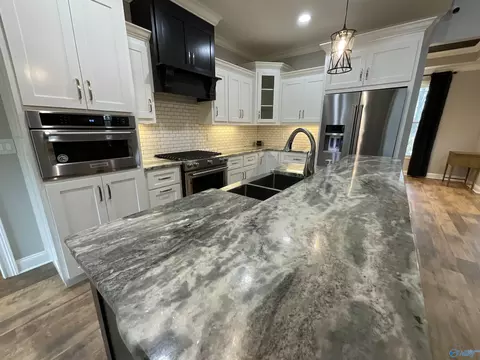 Kitchen - 162 Widgren Dr, Arab, AL 35016 photo 1 of 4