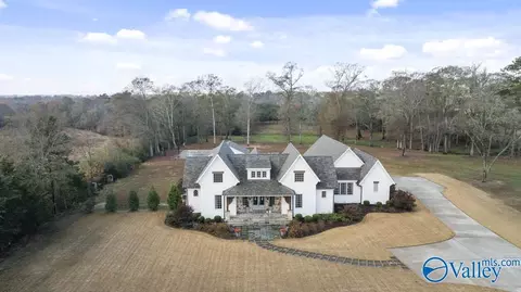 2582 S Broad St, Albertville, AL 35950