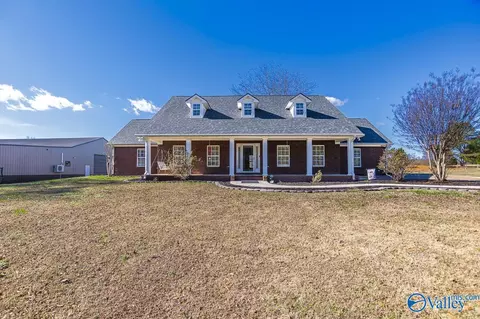12 Blackwood Dr, Hartselle, AL 35640
