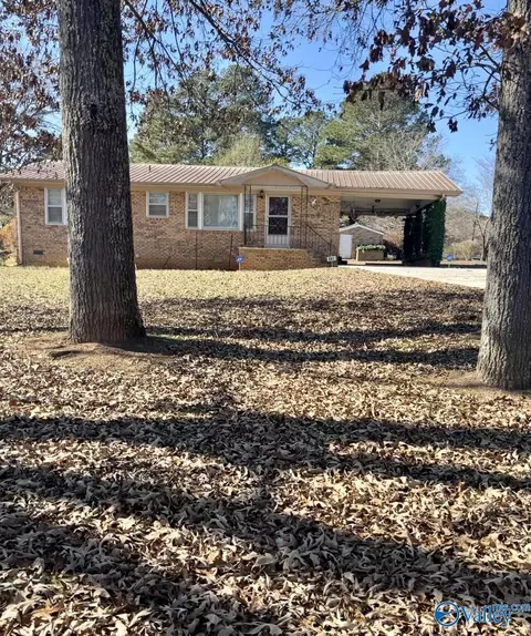 387 Crawford Rd, Scottsboro, AL 35768