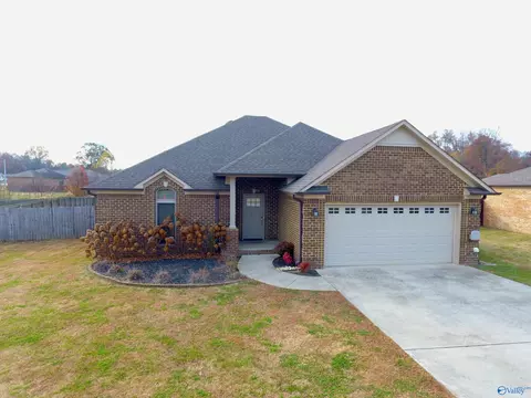 21255 Barley Terrace Dr, Elkmont, AL 35620