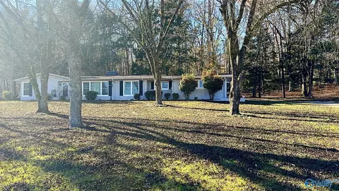 11017 Mount Charron Rd, Huntsville, AL 35810
