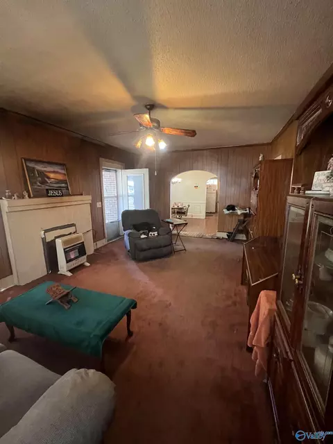 Living - 309 Cullman Rd, Arab, AL 35016 photo 1 of 2