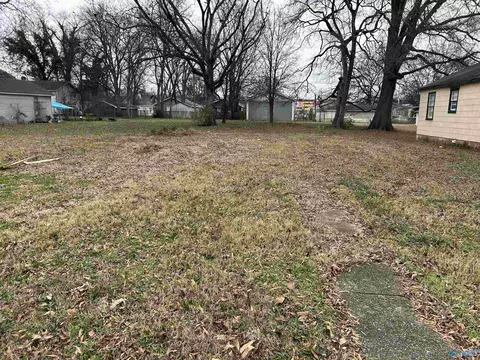 406 Oshaughnessy Ave, Huntsville, AL 35801