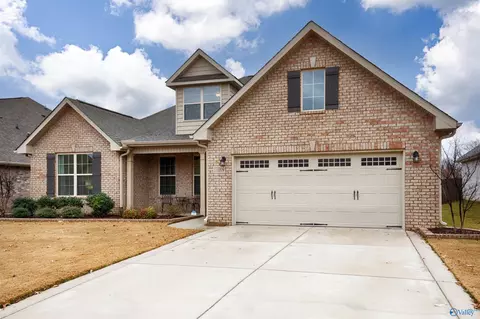 11009 Oakway Cir, Madison, AL 35757