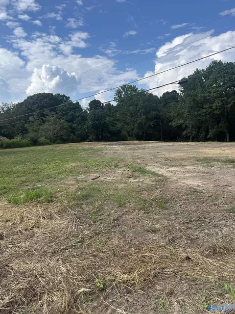 741 Haynes Rd, Arab, AL 35016