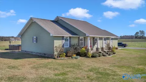 Exterior - 885 County Road 16, Dutton, AL 35744 photo 5 of 15