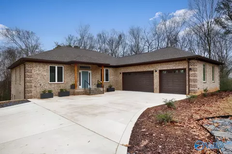 167 Brentwood Ln, Madison, AL 35758